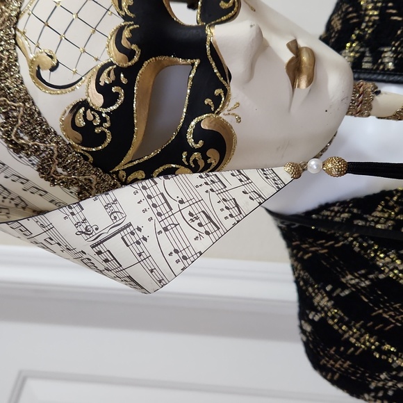 Venetian Hand painted  Mask,  Musical notes - Picture 6 of 9